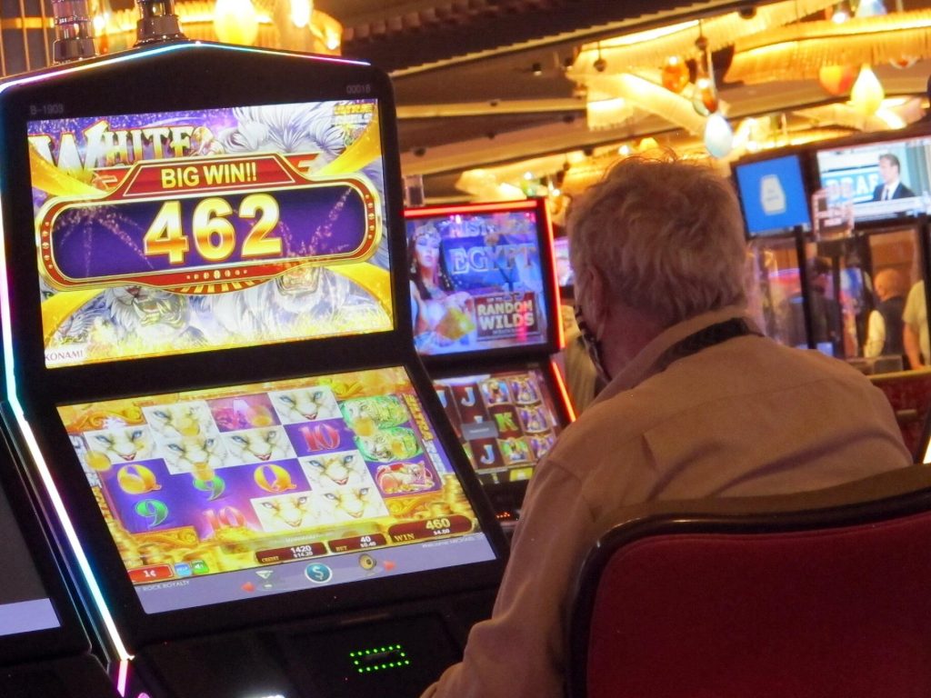 Slot 